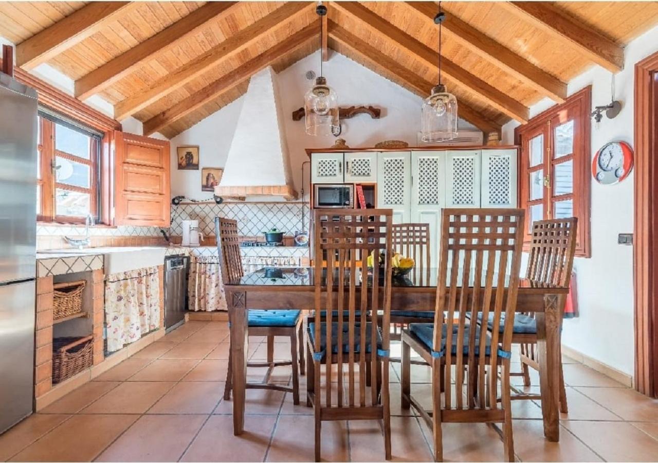 Vila Vv Casa Agustín Fátaga Exteriér fotografie